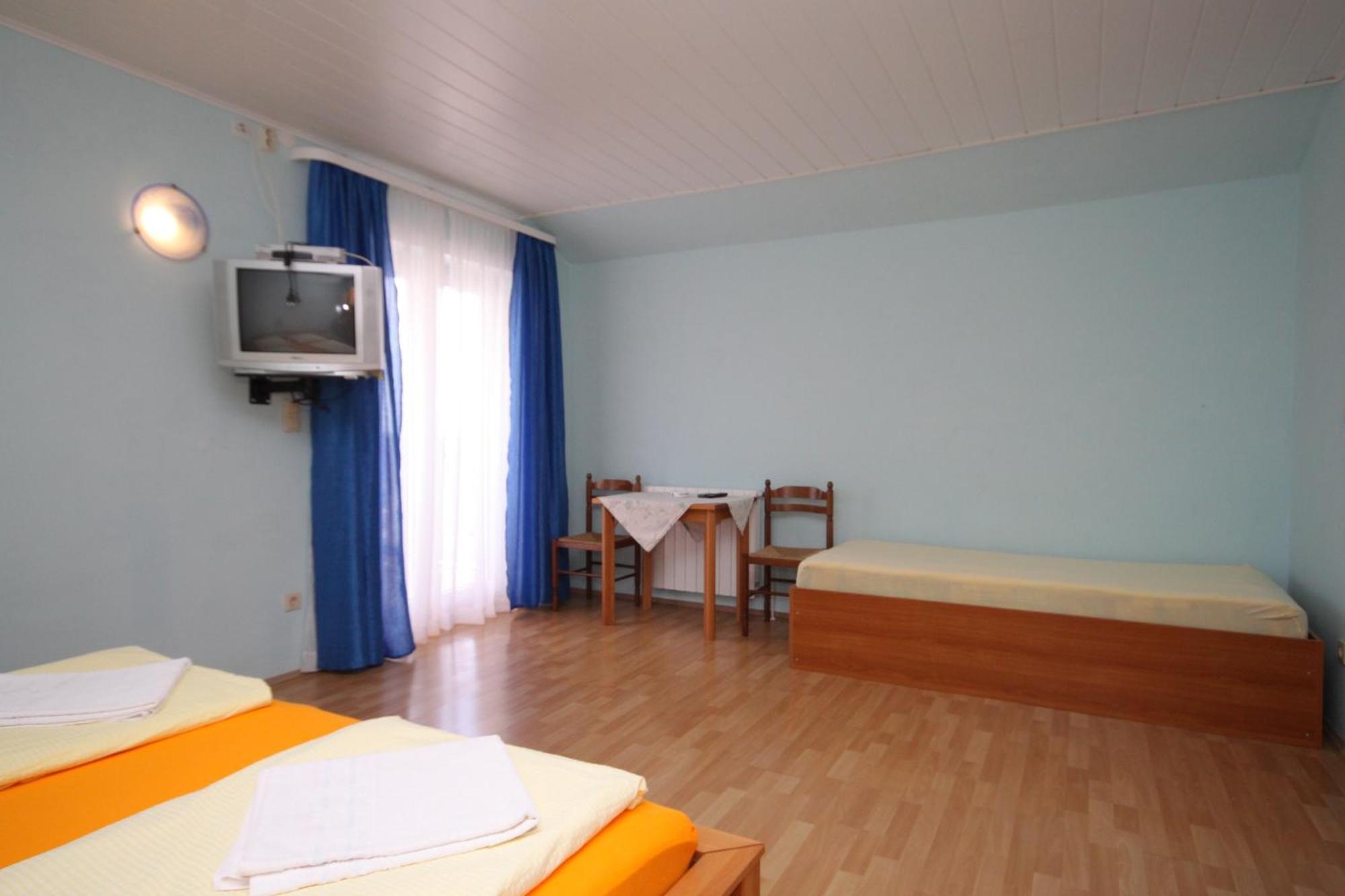 Rooms With A Swimming Pool Peroj, Fazana - 2235 Værelse billede